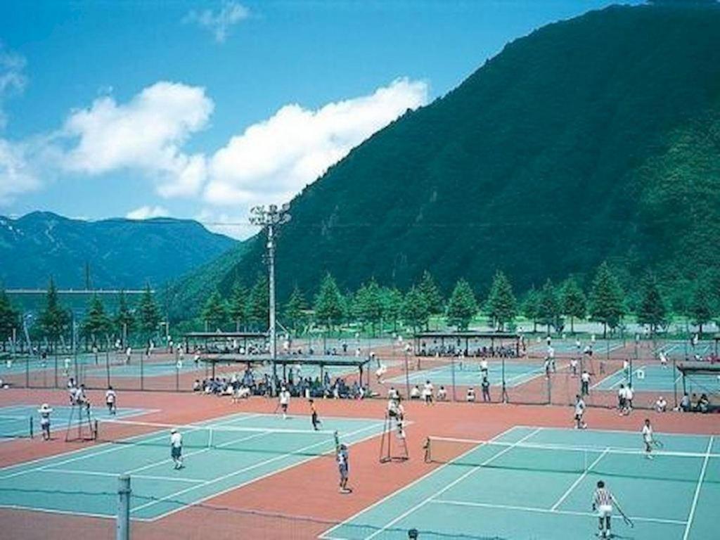 Yuzawa Toei Hotel Kültér fotó